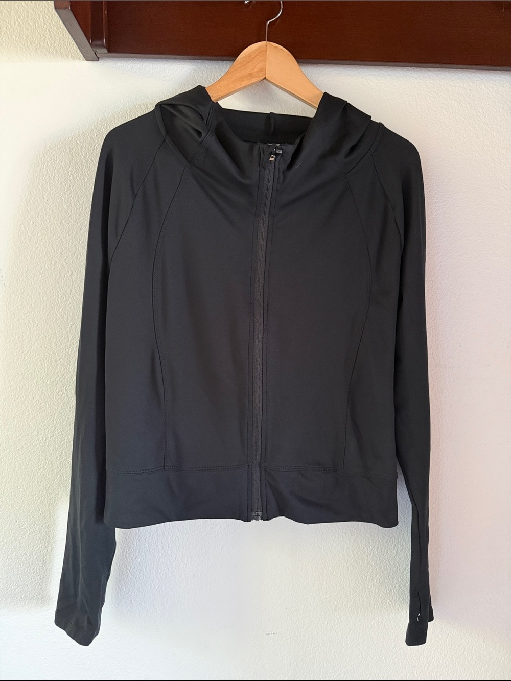 Marika Women's Cropped Hooded Full Zip Performance Jacket, Black